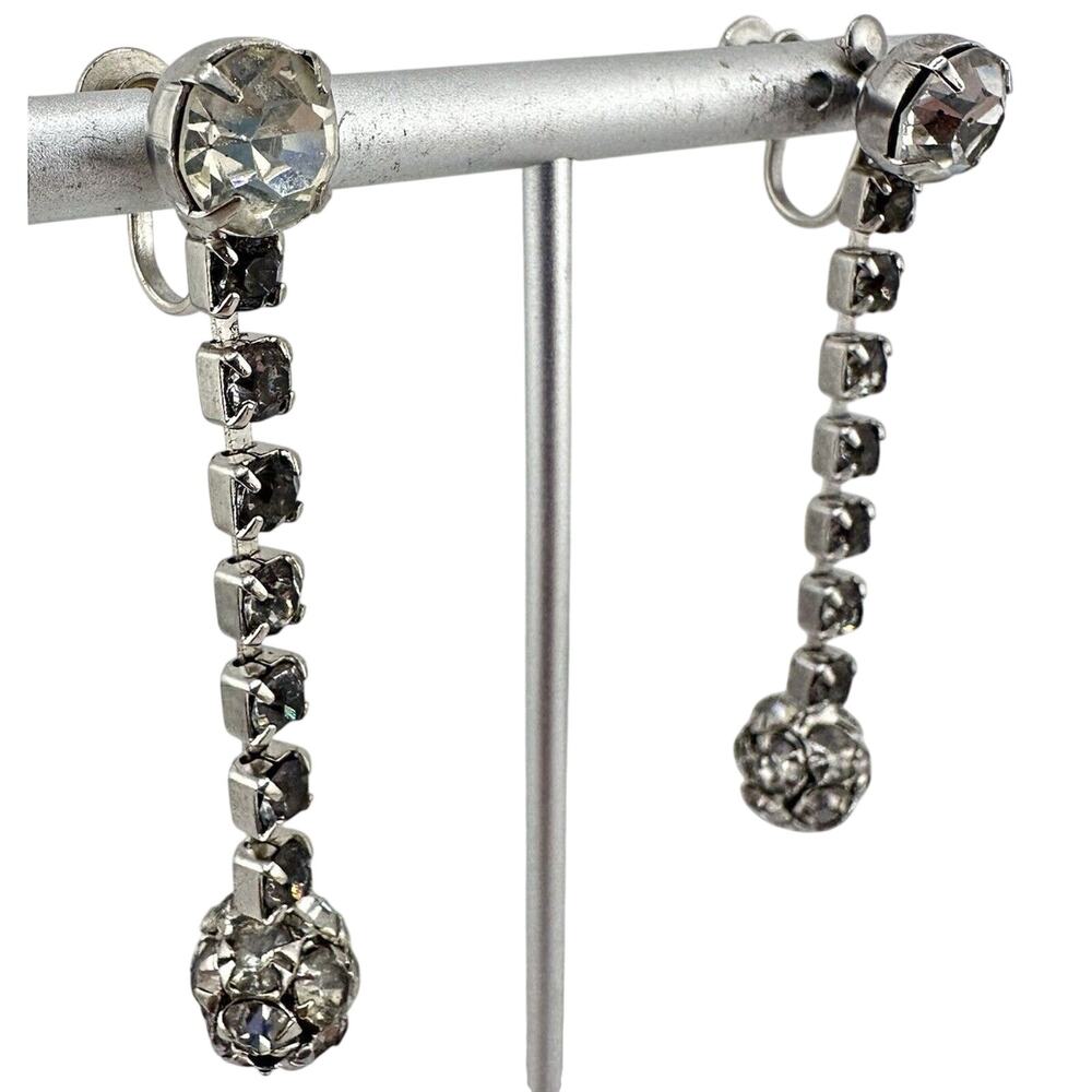 Vintage Weiss 1950s Glass Rhinestone Silver Tone Dangle 2” Screw Back Earrings